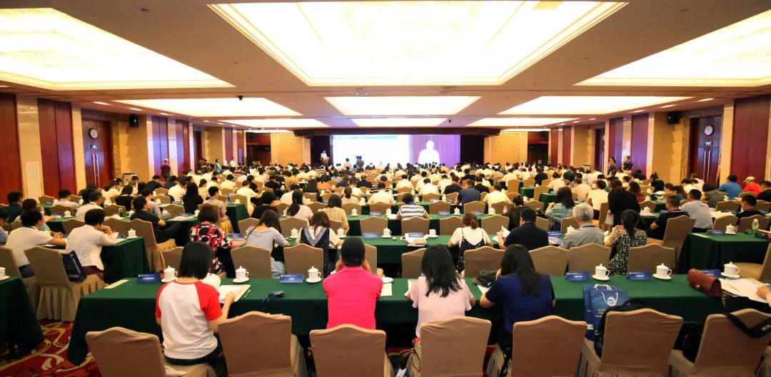 中國輕工業(yè)百強企業(yè)高峰論壇在京舉行，美機斬獲“科技百強”等多項殊榮